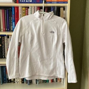 Women’s white north face fleece